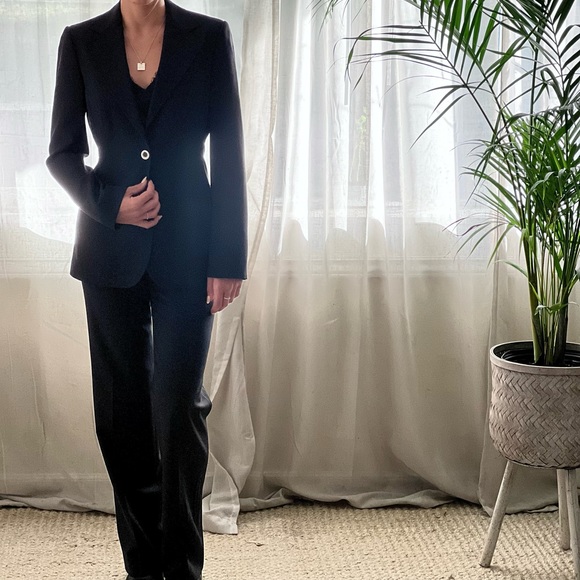 Dolce & Gabbana Black Slim 2 Piece Suit Set - Picture 2 of 16